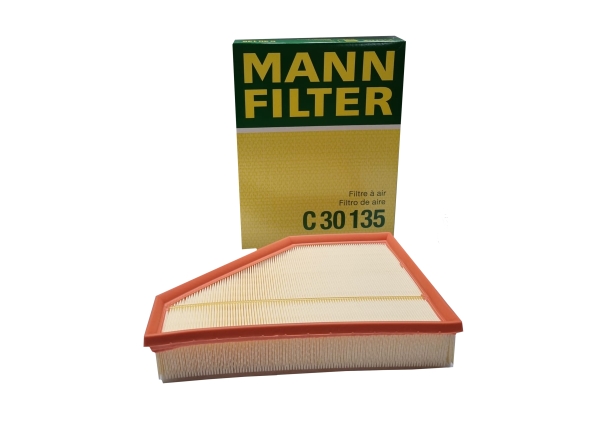 MANN Luftfilter C30135 für BMW 1 (E81, E83, E87) - 3 (E91-E93) - X1 (E84)